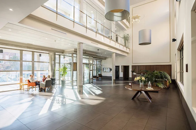 Caser Residencial Moraleja Y APARTAMENTOS